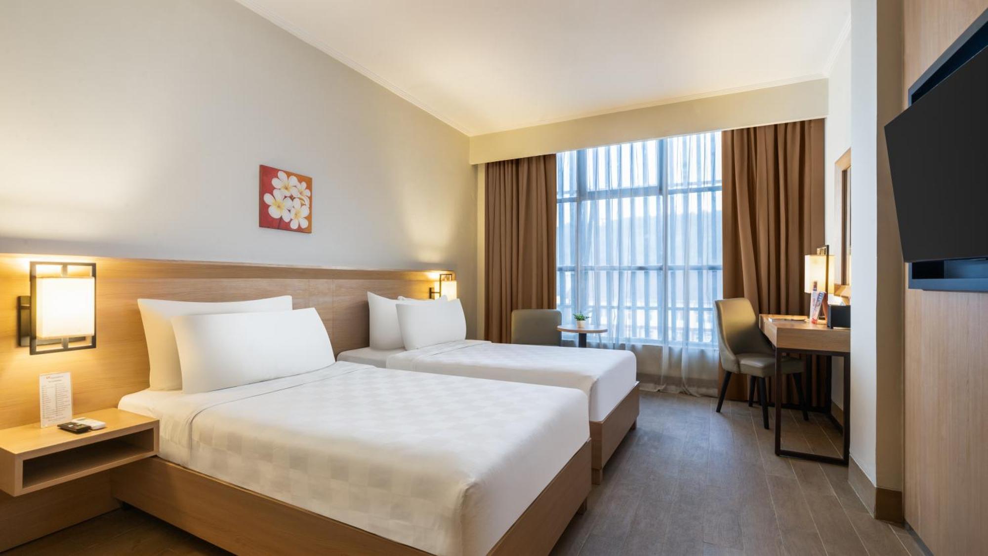 Swiss-Belhotel Manokwari Exterior photo
